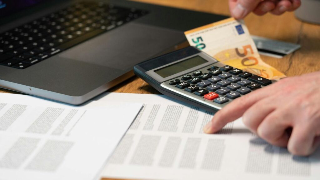 Como aprender finanças do zero Monte uma reserva de emergência