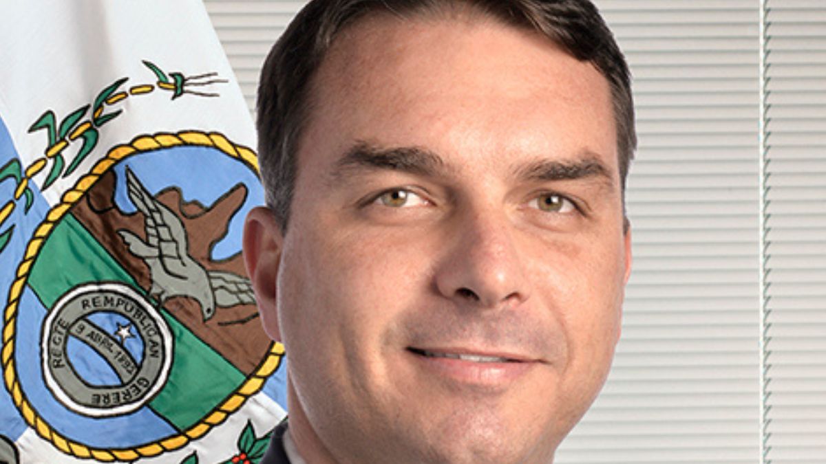 Flavio Bolsonaro: trajetória