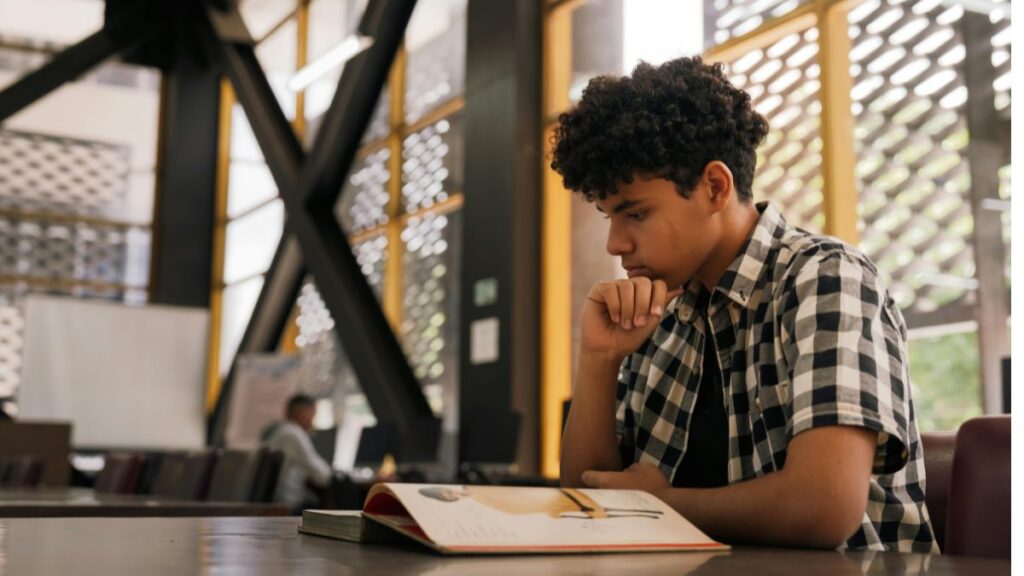 Escreva seus pensamentos no papel