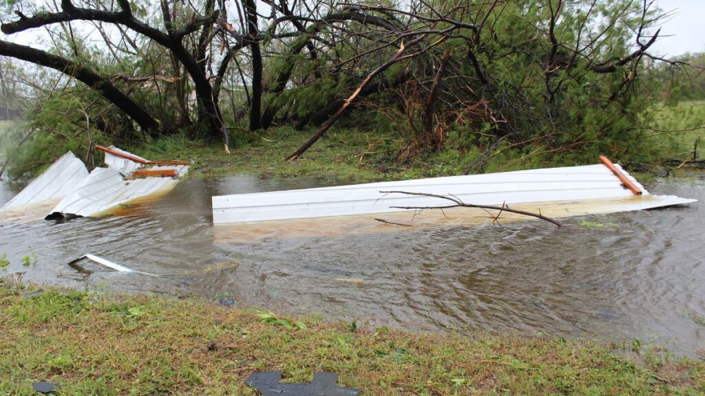 emergencia tempestade furacao