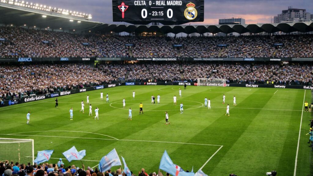 "celta de vigo x real madrid estadio balaidos torcida"